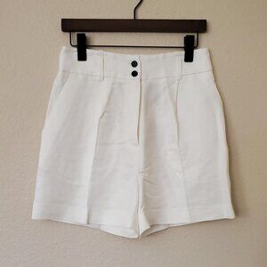 H&M Linen blend White Shorts size 6 US